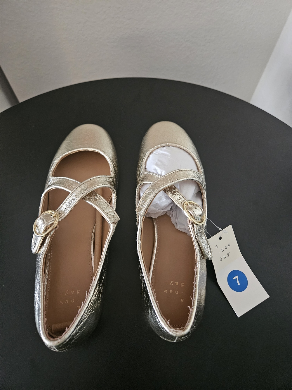 ✨ NWT A New Day Tasmin Metallic Gold Crisscross Mary Jane Flats ✨ Womans Size 7 - Picture 9 of 16